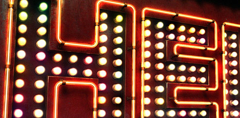 Helvetica i neon